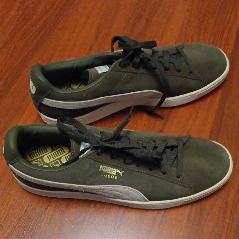 Puma Suede Men's Olive and White Sneakers - Picture 4 of 5
